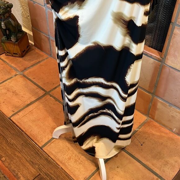 Julian Chang Animal Print One Shoulder Long sleeved Maxi Dress, M! - Picture 4 of 8